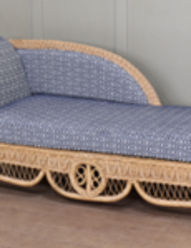 The Savannah Wicker Chaise Lounge