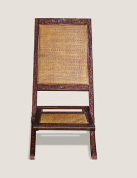 MAHARAJA HAND-CARVED FOLDING CHAIR