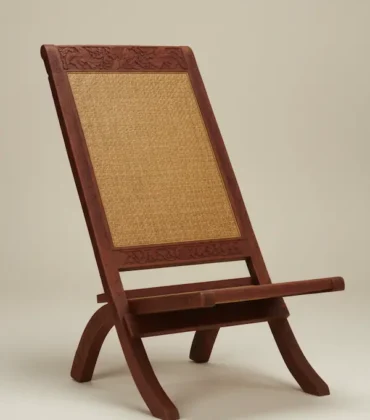 Maharaja Hand-Carved Folding Chair