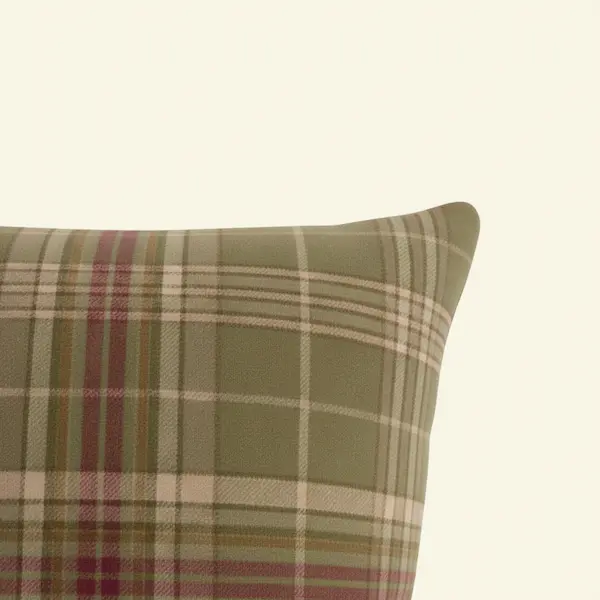 Highland Plaid Wool Cushion – Tartan Pattern Detail Highland Plaid Wool Cushion close-up showing tartan pattern and detailing