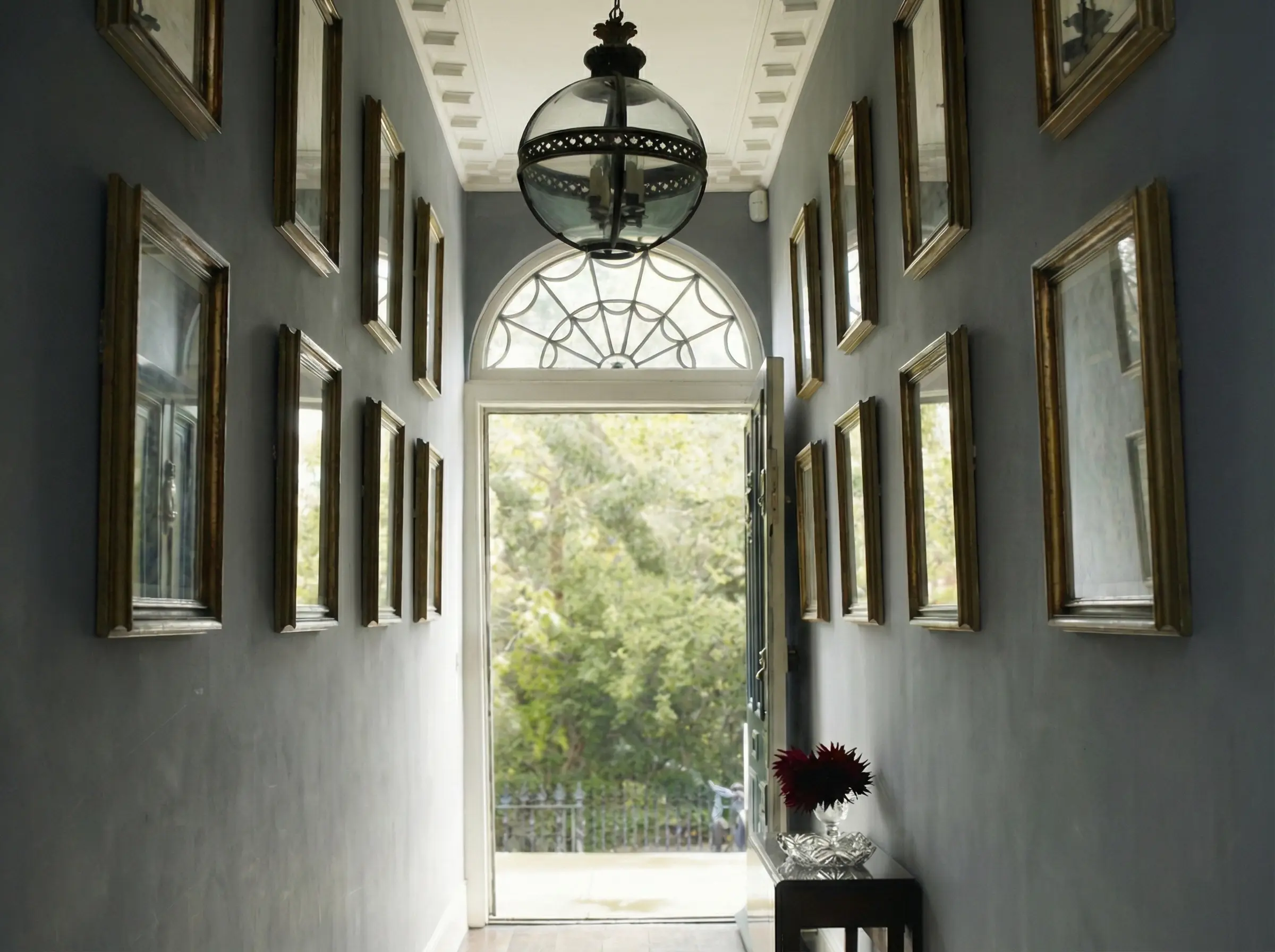 Saratoga House Entry